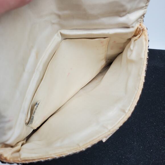 Whiting & Davis Metallic Silver Mesh Clutch Small Evening Bag Retro Glam Purse - Picture 4 of 8